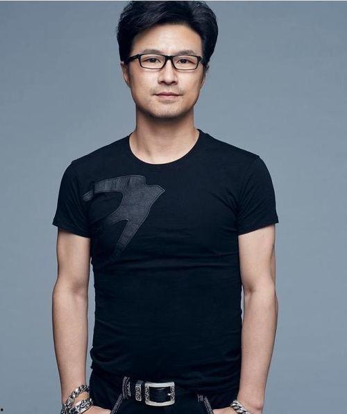 汪峰在娱乐圈吃瓜  第2张